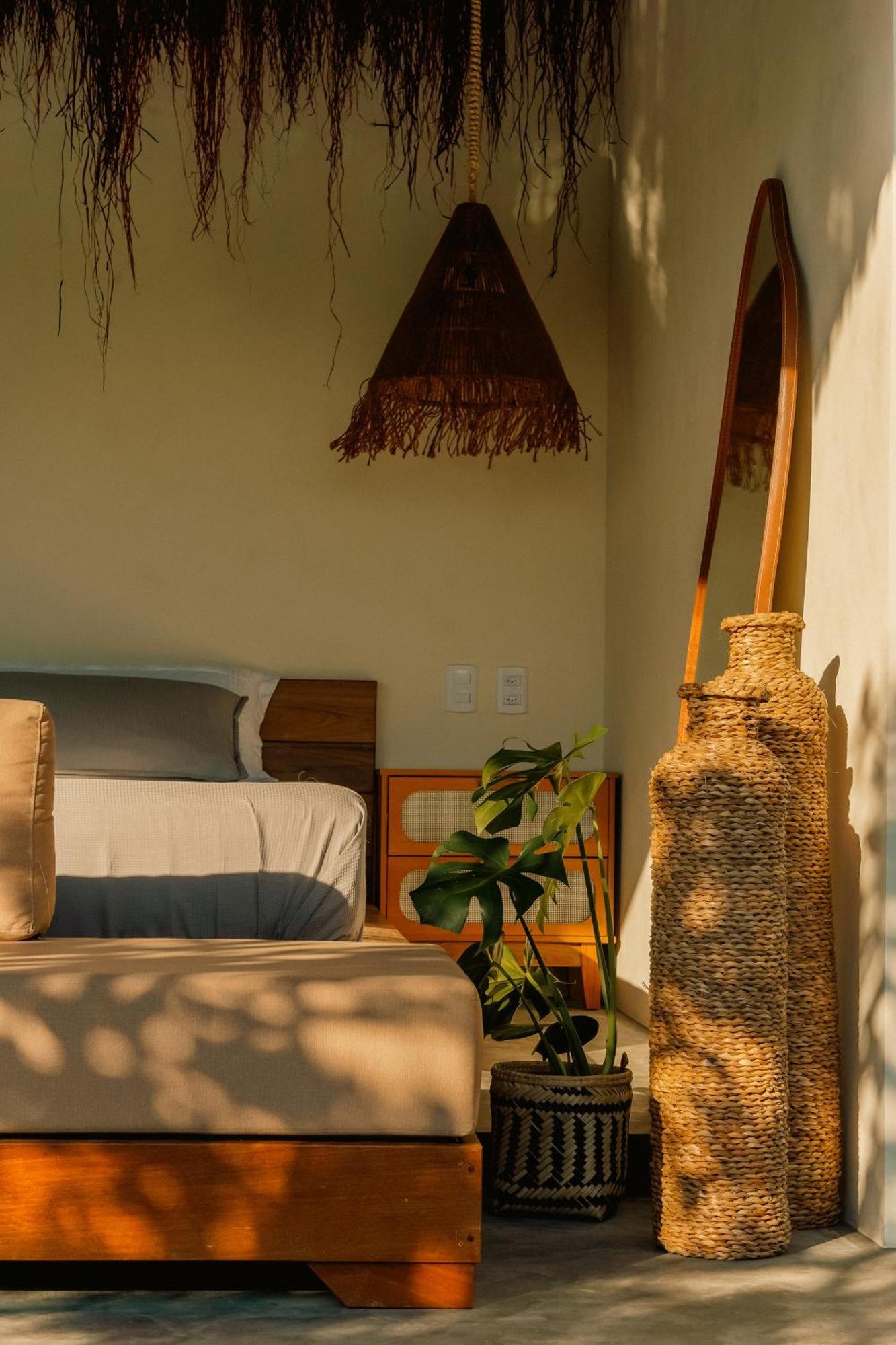 Pousada Casa Buriti - อาชินส์ ภายนอก รูปภาพ