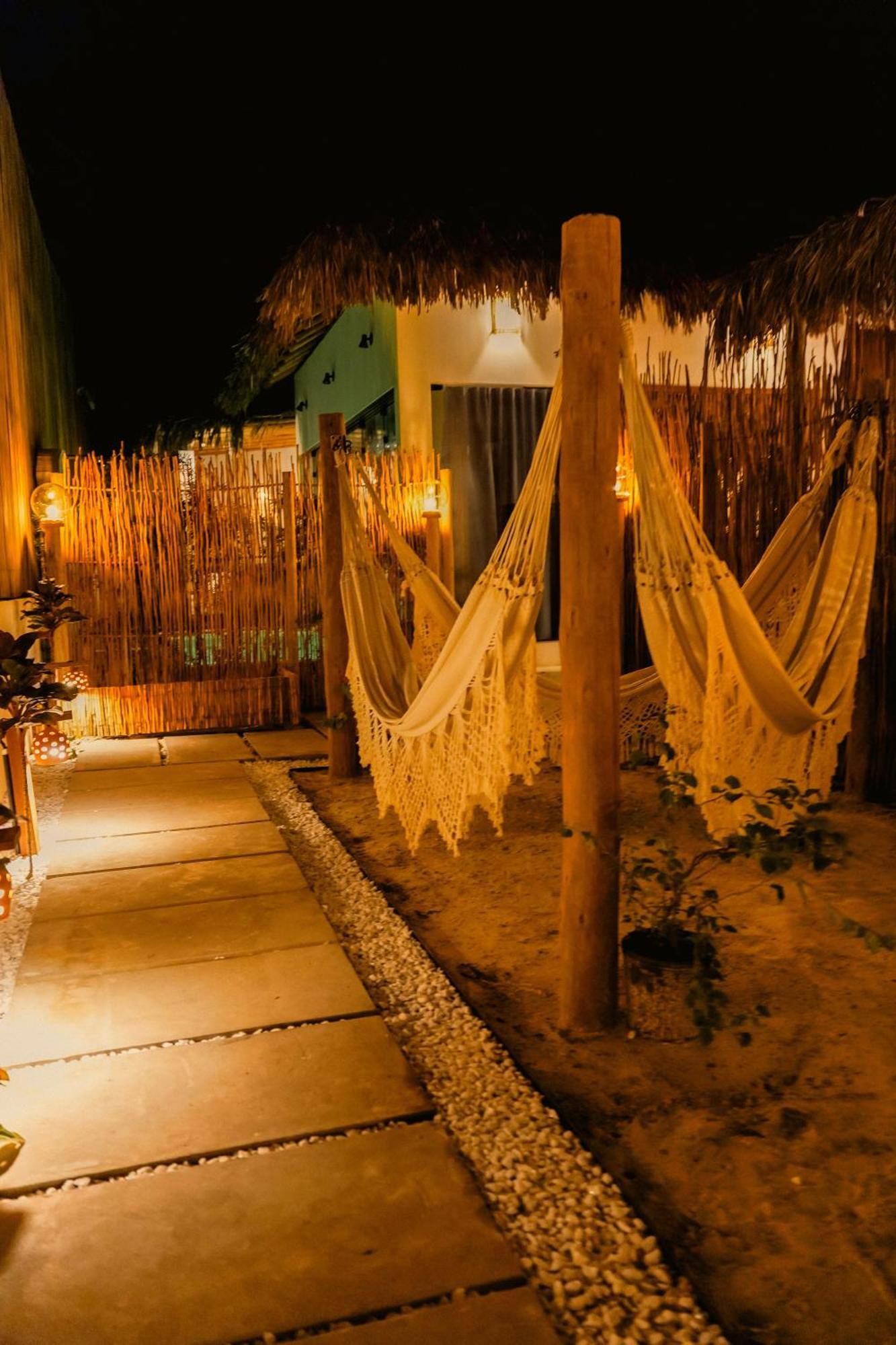 Pousada Casa Buriti - อาชินส์ ภายนอก รูปภาพ